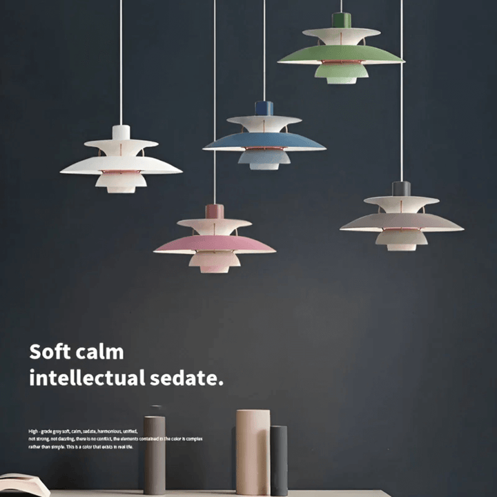 Moderne farverig LED pendellampe i metal