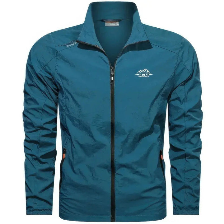 Elegant vindjakke til mænd med lynlås, letvægtsmateriale, ergonomisk snit, ideel til camping og vandring.